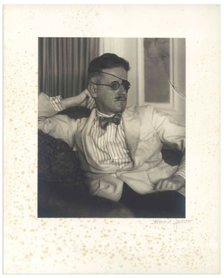 [Joyce, James. (1882–1941)] Abbott, Berenice. (1898–1991) Portrait Photograph of James Joyce