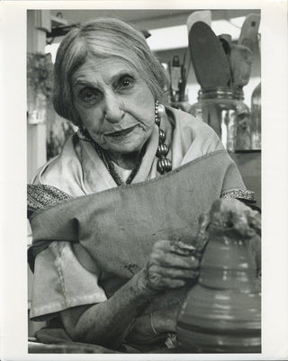 [Visual Arts] [Arkatov, James. (b. 1920)] Diebenkorn, Richard. (1922–1993) & Chihuly, Dale. (b. 1941) & Frankenthaler, Helen. (1928–2011) & Gehry, Frank. (b. 1929) & Lichtenstein, Roy. (1923–1997) & Wood, Beatrice. (1893–1998) & Johns, Jasper. (b. 1930) &