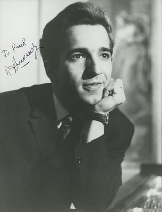 Ashkenazy, Vladimir. (b. 1937) Signed Photograph