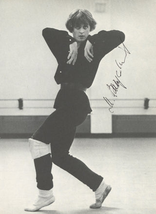 Baryshnikov, Mikhail. (b. 1948) Signed Photograph