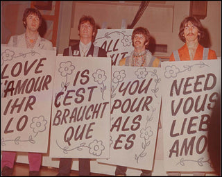 [Jazz &amp; Song] [Beatles]  Vintage Photograph of Beatles holding "Love is All You Need" Signs