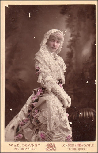 [Belle Époque] Bernhardt, Sarah. (1844-1923) Original Cabinet Photograph in "Camille."