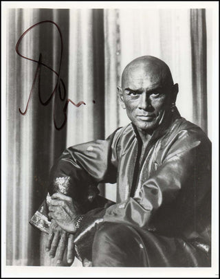 [Film] Brynner, Yul. (1920–1985) Signed Photograph in "The King and I."