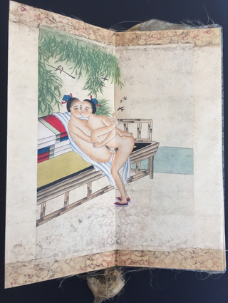 [Chinese Art] [Pillow Book] Gay Chinese Erotic Hand-Painted Accordion Book