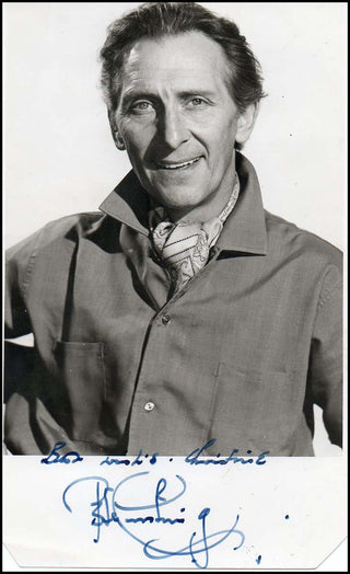 [Film &amp; Theater] Cushing, Peter. (1913 - 1994) Signed Photograph