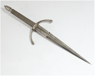 [Dagger] Continental Engraved Steel Dagger