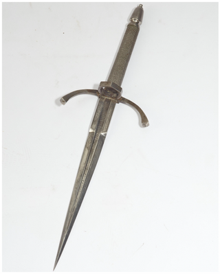 [Dagger] Continental Engraved Steel Dagger