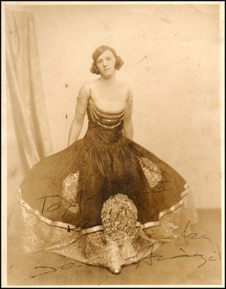 D’Aranyi, Jelly. (1893-1966) Signed Photograph