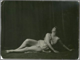 Duncan, Isadora. (1877–1927) [Genthe, Arnold (1869–1942)] Rare Original Photograph