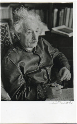 [Einstein, Albert. (1879 - 1955)] Lotte Jacobi (1896-1990) Portrait Photograph