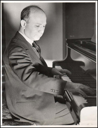 Elman, Mischa.  (1891-1967) Original Photograph at the Piano!