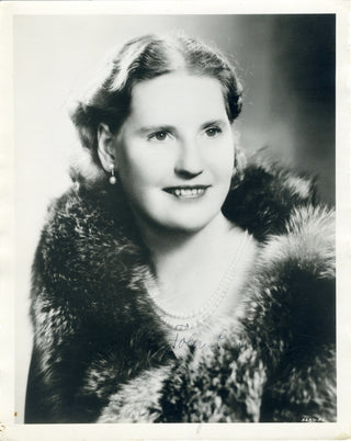 Flagstad, Kirsten. (1895–1962) Signed Photograph