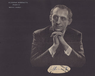 Horowitz, Vladimir. (1903-1989) Autograph Signature