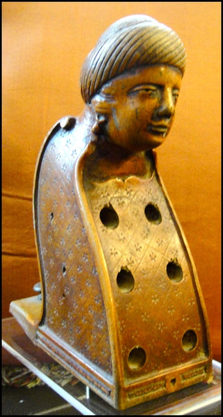 [Music Iconography] Carved 18th Century Hurdy-Gurdy Head