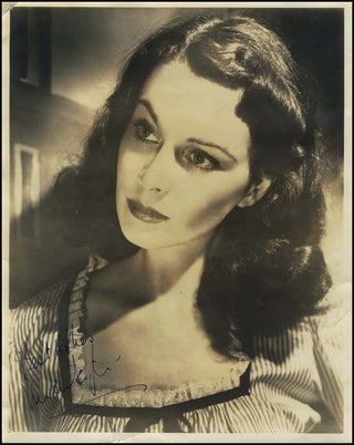 [Hollywood] Leigh, Vivien. (1913-1967) Signed Photograph