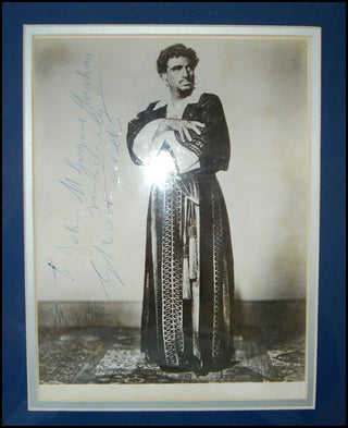 Martinelli, Giovanni. (1885–1969) Signed Photograph as Otello