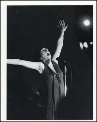 Minnelli, Liza. (b. 1946) [Regan, Ken] Original New York Concert Photograph