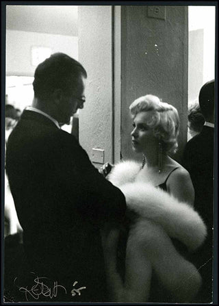 [Film & Theatre] [Monroe, Marilyn. (1926–1962) & Miller, Arthur. (1915–2005)] Schatt, Roy. (1909–2002) Signed 1955 Schatt Photograph