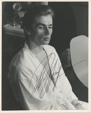 Nureyev, Rudolf. (1938–1993) Signed photograph