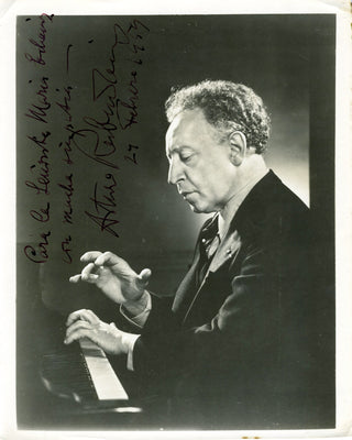 Rubinstein, Arthur. (1887–1982) Signed Photograph