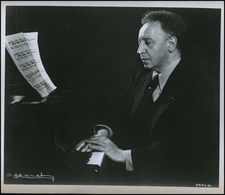 Rubinstein, Arthur. (1887–1982) Original Photograph by Karsh