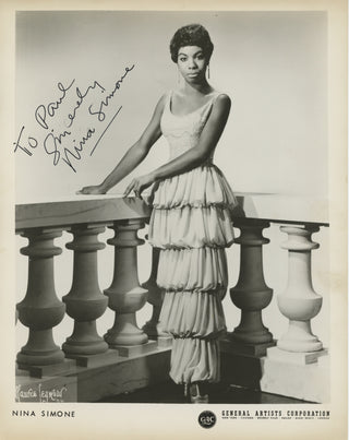 Simone, Nina. (1933–2003) Signed Photograph