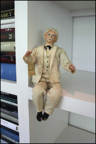 [Literature & Art] Twain, Mark. [Samuel Langhorne Clemens] (1834 - 1910) Mark Twain Doll