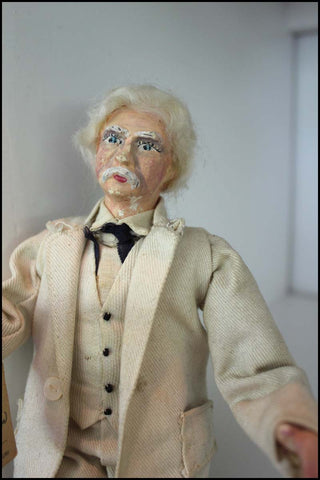 [Literature & Art] Twain, Mark. [Samuel Langhorne Clemens] (1834 - 1910) Mark Twain Doll