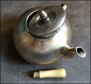 [Cliburn, Van.   (1934 - 2013)] Japanese Teapot of Solid Silver from Van Cliburn's Collection